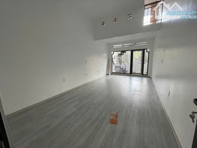 Cho thuê nhà mới 3 tầng đoạn đẹp nhất mặt đường Đà Nẵng, Ngô Quyền – Giá 20 triệu/tháng - 6