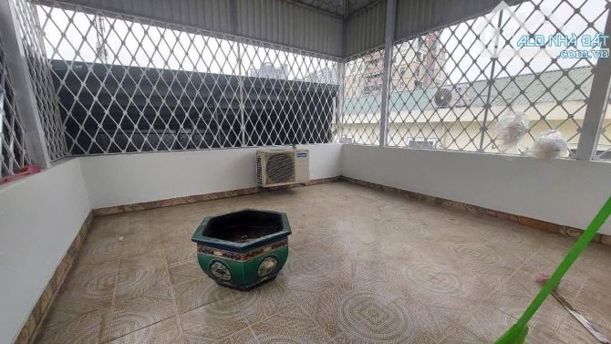 PHÂN LÔ HOÀNG NGÂN Ô TÔ TRÁNH, 6 TẦNG 90M2. GIÁ ĐẦU TƯ CHỈ HƠN 300TR/M2