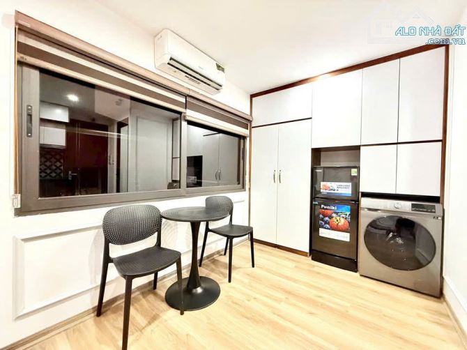 Bán nhà MP Vương Thừa Vũ Kéo Dài 155m² Mặt Tiền 11m Lô Góc Dòng Tiền 200tr/Tháng