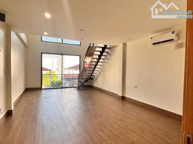 Bán nhà ngõ 31 Xuân Diệu có toà nhà 7 tầng thang máy mới xây thiết kế đẹp