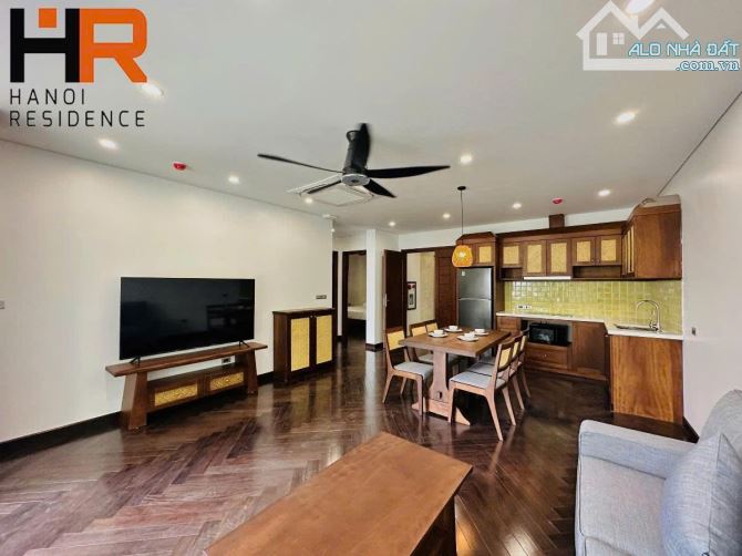 Bán toà nhà dòng tiền khách Sạn Ngõ 31 Xuân Diệu Diện tích 150m2 8 tầng lô góc giá 70 tỷ