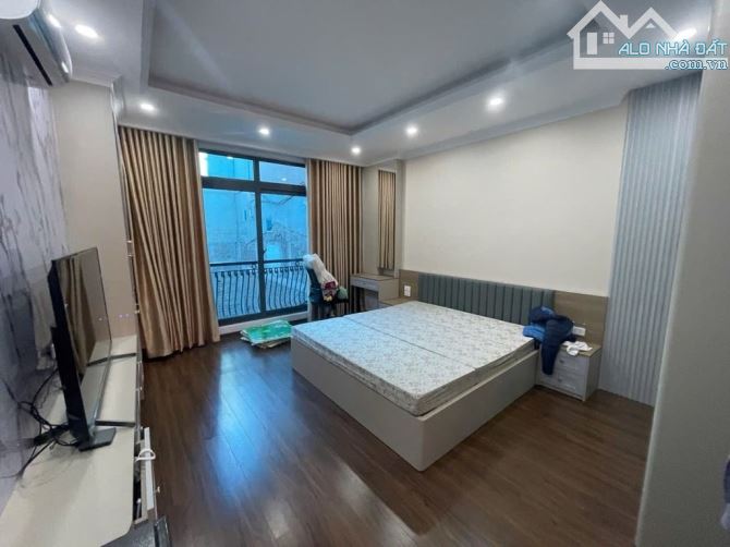 PHÚ THƯỢNG NHÀ ĐẸP 6 TẦNG THANG MÁY . OTO ĐỖ CỔNG .NGÕ THÔNG DT 33 M2 X 6 TẦNG .MT 5 M