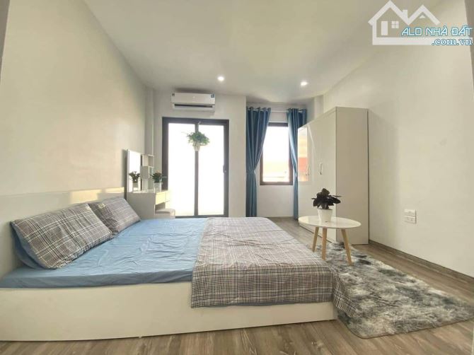 Bán gấp chung cư mini đường Cầu Giấy 110m2, 2 thoáng, 30 phòng khép kín, giá 29,8 tỷ.