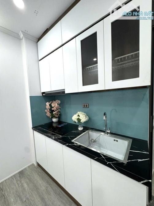 Căn hộ chung cư phố Phan Đình Giót-Thanh Xuân giá chỉ 1.65 tỷ, full nội thất.