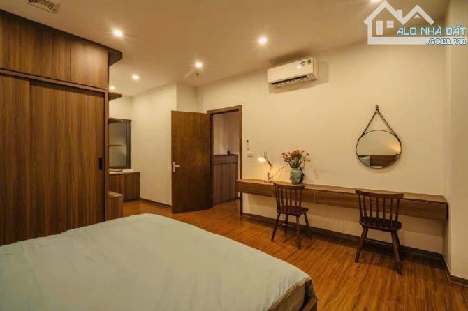 MẶT PHỐ VŨ MIÊN VIEW HỒ TÂY - 1 MẶT PHỐ + 1 MẶT NGÕ - 2 THOÁNG - LÔ GÓC - ÔTÔ TRÁNH - 8 T