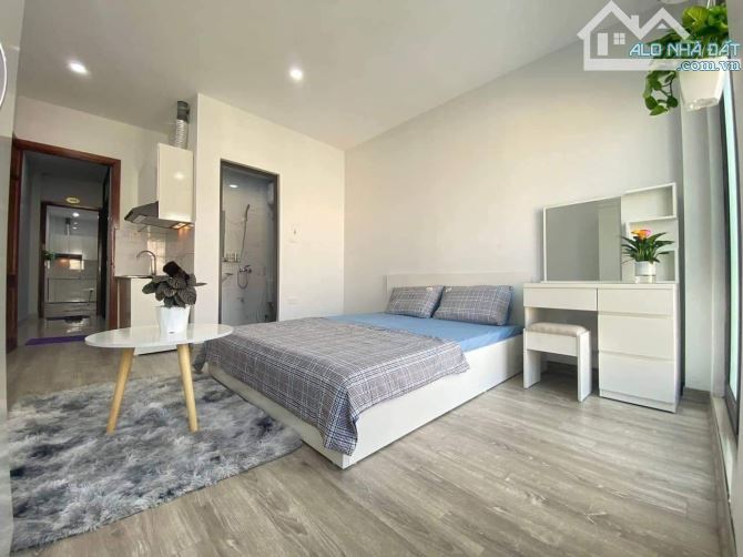 Bán gấp chung cư mini đường Cầu Giấy 110m2, 2 thoáng, 30 phòng khép kín, giá 29,8 tỷ.