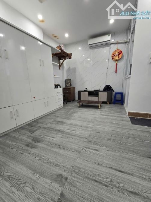 NHỈNH 1 TỶ-CÓ NGAY HỘ KHẨU BA ĐÌNH-CĂN HỘ ĐẸP, TIỆN ÍCH ĐẦY ĐỦ