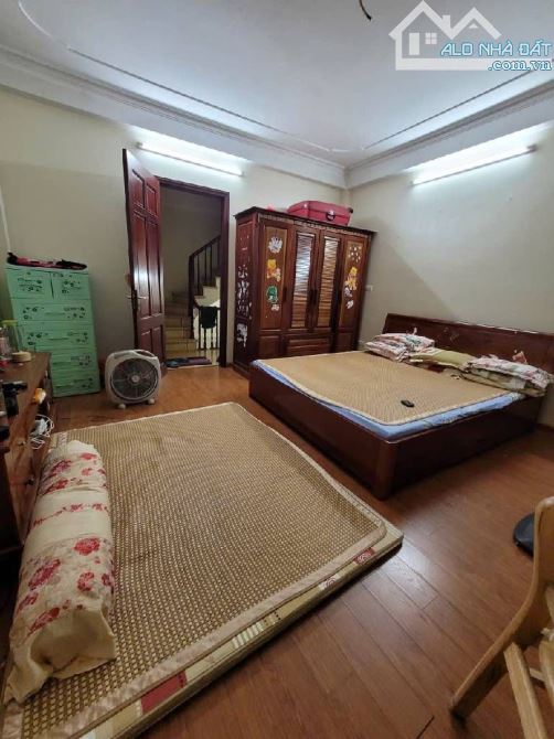 Bán căn nhà hào nam tt đống đa lô góc hai thoáng nhà đẹp ở ngay