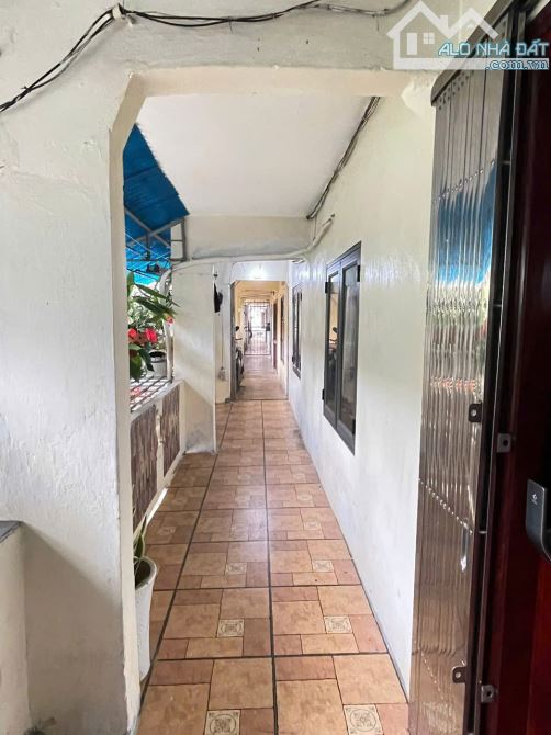 Giá rẻ! chỉ 4,19 tỷ tập thể Bách khoa, Hai Bà Trưng, tầng 3, lô góc, sổ to 65m2 2pn