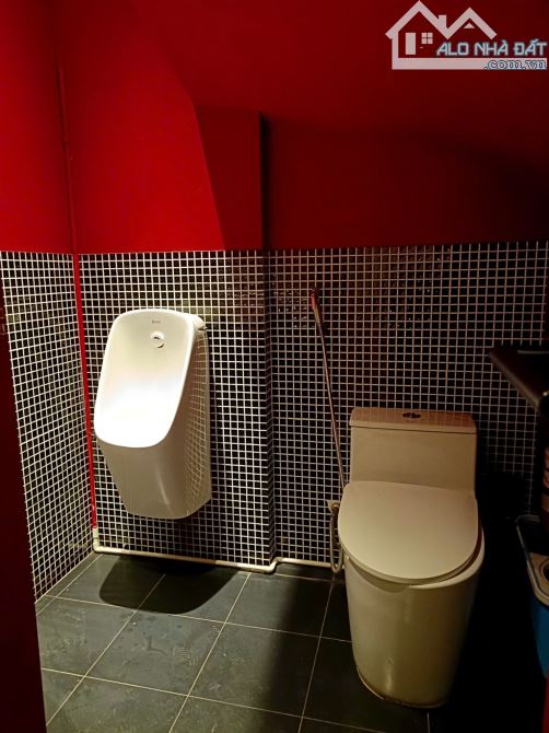 + MẶT PHỐ TRUNG TÂM PHỐ CỔ NGAY HÀNG MÃ 49M 5 TẦNG GIÁ 40 TỶ