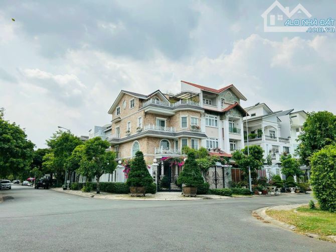 Phú Mỹ Vạn Phát Hưng Q.7 - biệt thự 10.5x21m giá 29 tỷ - nhà phố 6x21m giá 18 tỷ - 1