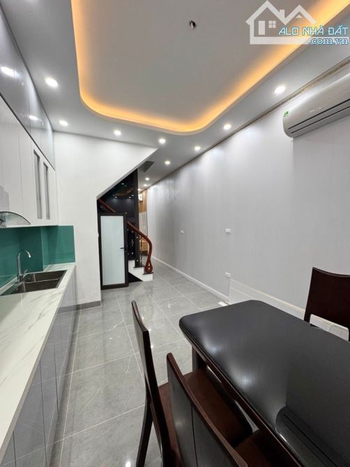 Bán nhà sát Hoàn Kiếm, gần cầu Trần Hưng Đạo