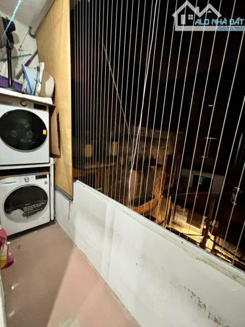 KHU VIP! Tập thể Đặng Tiến Đông, Đống Đa, Tầng 3, Sổ to, 50m2 2pn nhà đẹp chỉ 4,15 tỷ