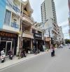Cần bán khách sạn hẻm Trần Phú, Lộc Thọ, Nha Trang, vị trí trung tâm
