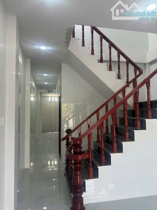 Chính chủ Bbán nhà 2 tầng đường 10m5 Nguyễn Sáng , Phường Sơn Trà ( Gần Bãi Tắm Mân Thái )