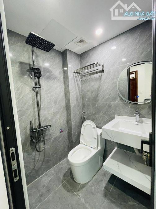 Bán nhà phố Yên Hòa, Cầu Giấy, 30m2, 5 tầng, 3 PN, nhà siêu đẹp, giá 7,5 tỷ có TL.