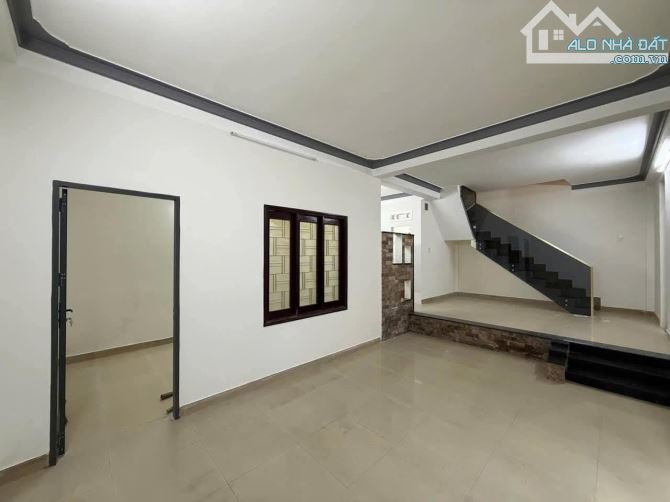 Bán nhà 1 mê hẻm võ nguyên giáp ngay ngã 5 đống đông dt 56 ngang 9m giá 2ty850 - 2