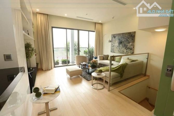 Bán nhà riêng mặt phố Trương Công Giai, 35m2, vỉa hè 5m, kinh doanh, 19,5 tỷ