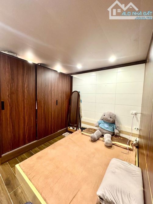 Bán nhà Tập Thế Tầng 3 Tân Mai 120m2 4 ngủ vị trí đẹp đủ tiện ích 4.45 tỷ