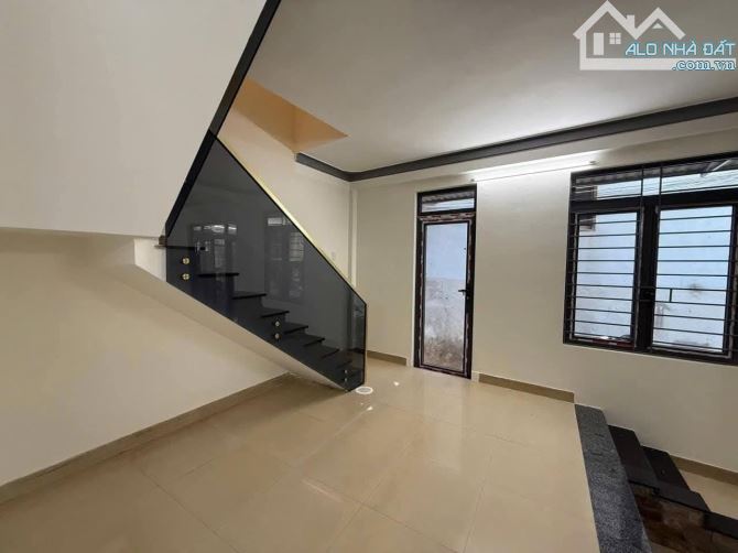Bán nhà 1 mê hẻm võ nguyên giáp ngay ngã 5 đống đông dt 56 ngang 9m giá 2ty850 - 3