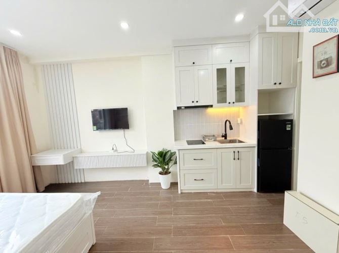 BÁN TOÀ NHÀ CCMN HOÀNG HOA THÁM BA ĐÌNH 80 M 7 TẦNG 17 PHÒNG KHÉP KÍN FULL NỘI THẤT