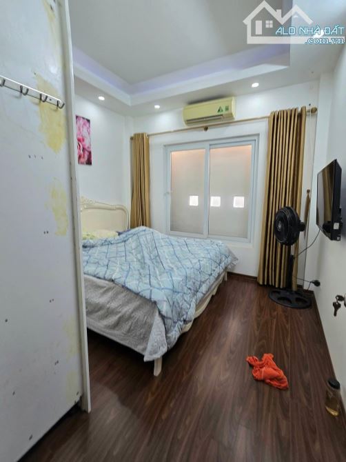 PHÂN LÔ HỌC VIỆN, HỒ TÙNG MẬU GOLDMARK CITY, OTO TRÁNH VỈA HÈ, 35m MT 3.5m 5 Tầng 9.8 Tỷ