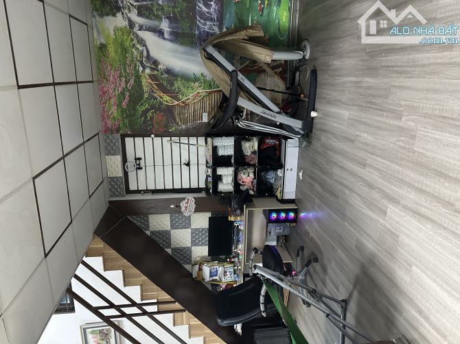 Bán Nhà Vũ Hữu Thanh Xuân, 56m, 2 tầng, lô góc, 3.3 tỷ