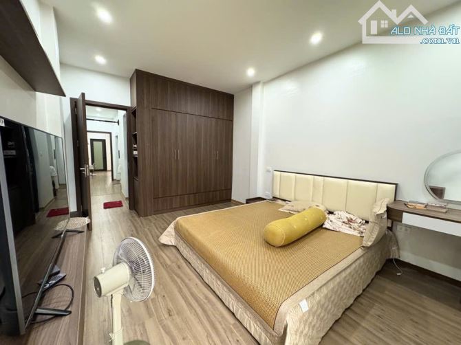 ĐỐNG ĐA - 6 TẦNG - THANG MÁY - ÔTÔ TRÁNH - KINH DOANH - 60M² - MT 4M² - 27,5TỶ.