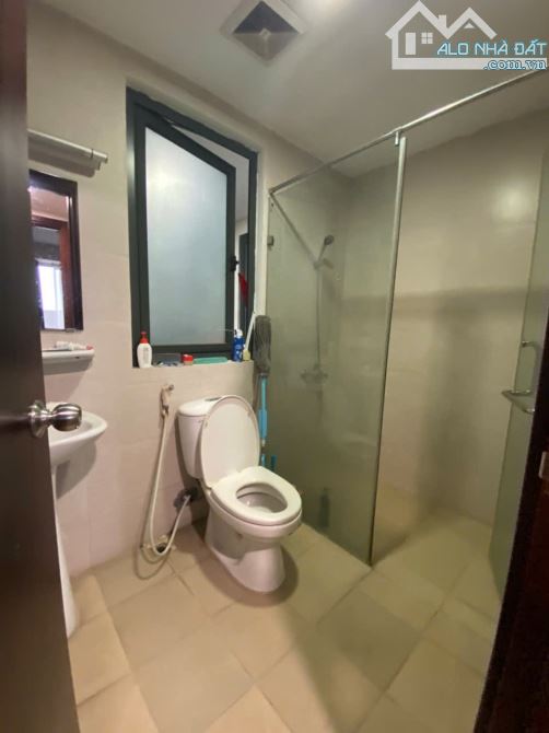 CHUNG CƯ CAO CẤP VP2 BÁN ĐẢO LINH ĐÀM 3PN-2WC- PHÒNG NÀO CŨNG SÁNG THOÁNG-VÀI BƯỚC RA HỒ