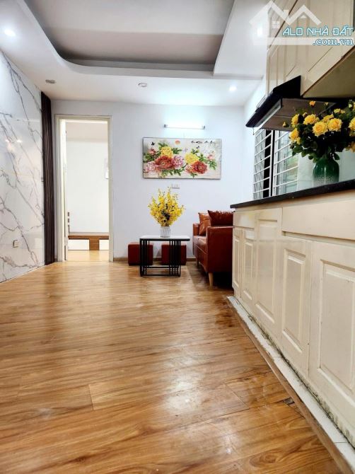 CĂN HỘ CHUNG CƯ MINI PHỐ SƠN TÂY DT52M,2 NGỦ, MỚI ĐẸP Ở LUÔN GIÁ 2.39 TỶ