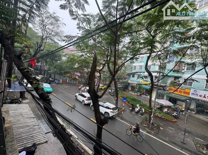 Bán nhà mặt phố Trần Điền, vỉa hè siêu rộng, kính doanh cực đỉnh, 70m2, 4 tầng, giá 12,5 t