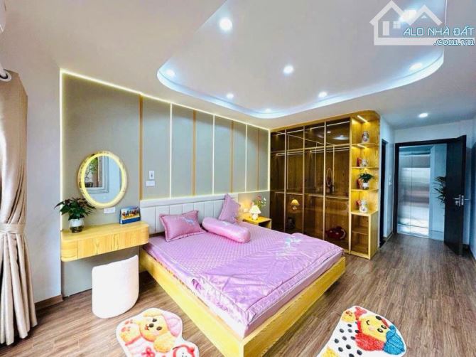 NHÀ PHỐ Ô ĐỒNG LẦM – ĐỐNG ĐA-6 TẦNG THANG MÁY– FULL NỘI THẤT-GẦN HỒ BA MẪU-GIÁ 12.3 TỶ