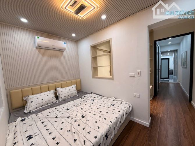 Chính chủ cần bán nhà tập thể DT sử dụng 75m2, sổ 32m2, đã full nội thất, ô tô dừng đỗ