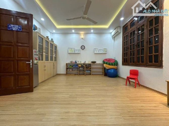 BÁN NHÀ - PHÂN LÔ - VÕNG THỊ - TÂY HỒ - 60.1/74 M - 5 TẦNG - MẶT TIỀN 6.2 M - 28.9 TỶ -