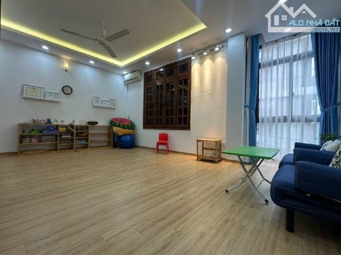 BÁN NHÀ - PHÂN LÔ - VÕNG THỊ - TÂY HỒ - 60.1/74 M - 5 TẦNG - MẶT TIỀN 6.2 M - 28.9 TỶ -