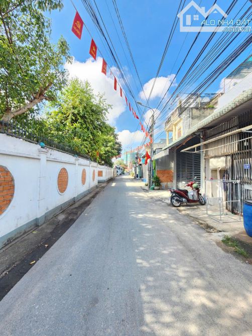 Bán đất MT đường kinh doanh buôn bán gần siêu Thị AEON MALL P.Bình Hòa Tp.Thuận An