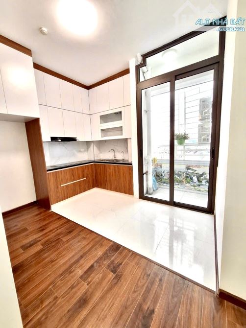 CỰC HIẾM !7TỶ X CC MỚI TINH,LÔ GÓC 90M2/3P.NGỦ/2VS-FULL NỘI THẤT NGAY NGÃ TƯ SỞ-THANH XUÂN