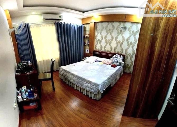 Ngõ ba gác tránh,phân lô-Sát Trương Định-40m2-8 tỷ 2