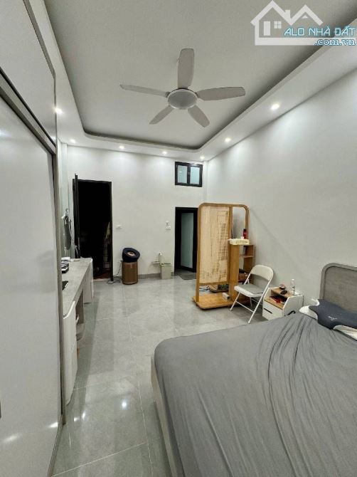 DT 38M2 X 4 TẦNG .8.95 TỶ LH Văn Phú - Gần hồ tây không khí trong lành, t