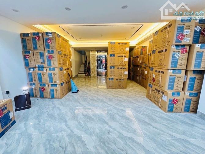 NHÀ ĐẸP - ĐỐNG ĐA - 7 TẦNG - THANG MÁY - GARA ÔTÔ - 50M² - MT 5M² - 25 TỶ