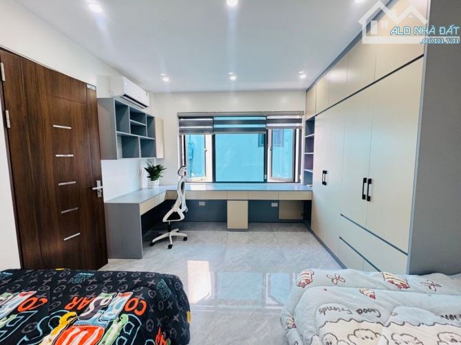 Lĩnh Nam 30M -5 Tầng full NT - KD rất tốt, Ô Tô đỗ cửa, 10M Ô tô tránh chỉ 8.38 tỷ(TL)