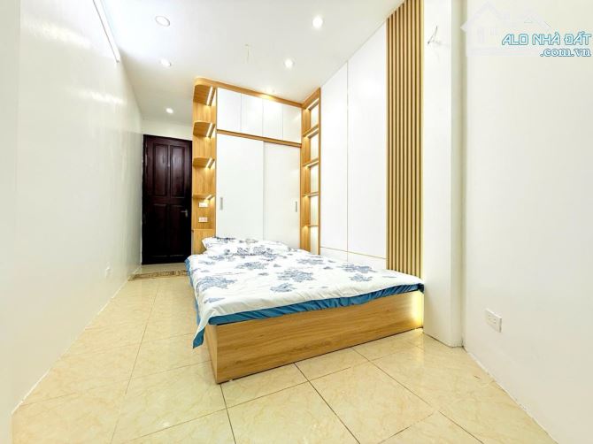 GIẢM KỊCH SÀN - NHÀ MINH KHAI - Ô TÔ ĐỖ CỔNG - 16M2*4T GIÁ 3,15TỶ, SỔ RIÊNG