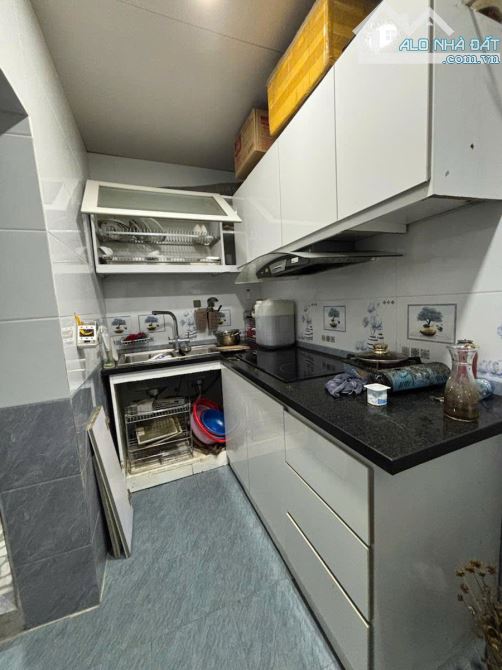 Chỉ 4,89 tỷ tập thể Nghĩa Tân , Cầu Giấy, lô góc, ô tô đỗ, sổ to 90m2 3pn ở ngay