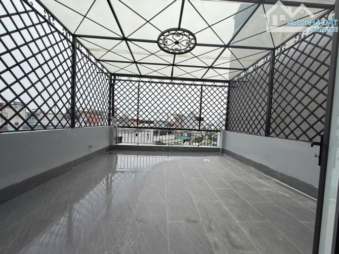 NHÀ ĐẸP - ĐỐNG ĐA - 7 TẦNG - THANG MÁY - GARA ÔTÔ - 50M² - MT 5M² - 25 TỶ