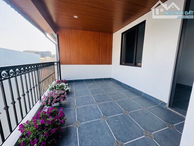 Lĩnh Nam 30M -5 Tầng full NT - KD rất tốt, Ô Tô đỗ cửa, 10M Ô tô tránh chỉ 8.38 tỷ(TL)