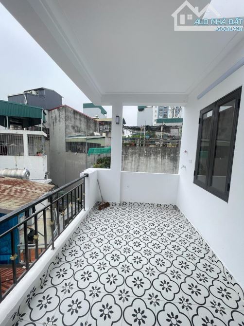 Nhà đẹp phố Trần Đại Nghĩa trung tâm Hai Bà Trưng 30/34 m x 5 tầng mặt tiền rộng, full đồ