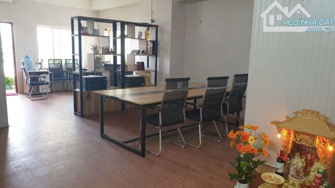 CHUNG CƯ VŨ PHẠM HÀM 94M2, TẦNG TRUNG, 2 NGỦ 2 WC, 8.5 TỶ