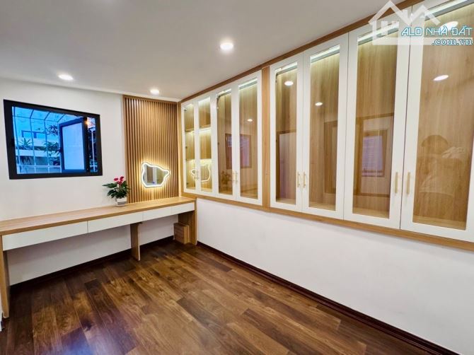 CHỈ DƯỚI 6 TỶ NHÀ ĐẸP LUNG LINH - NGÕ NÔNG THÔNG THOÁNG - AN NINH TỐT