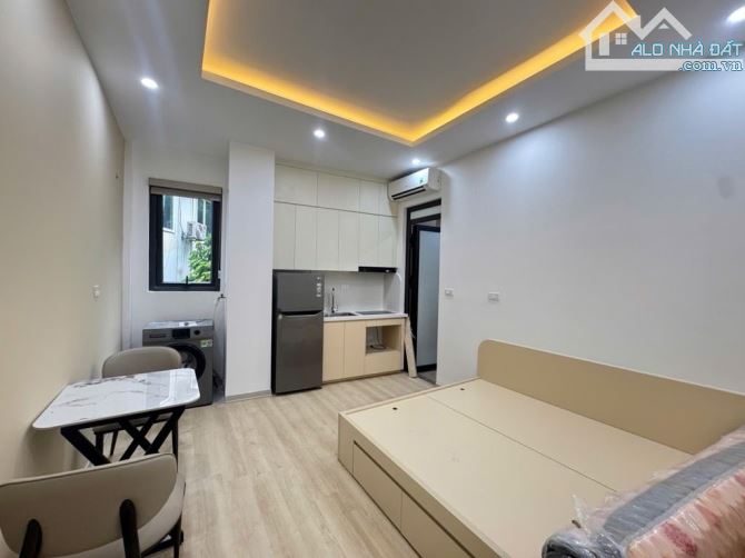 LẠC LONG QUÂN SÁT HỒ TÂY, 8 TẦNG THANG MÁY - DOANH THU 2 TỶ/NĂM - Ô TÔ DỪNG ĐỖ, SẢN PHẨM