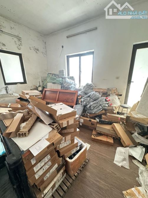 Mặt Phố Thái Hà, 36m2, 3 tầng, mt 4,8m, phân lô,ô tô tránh, vỉa hè. kinh doanh đỉnh, siê